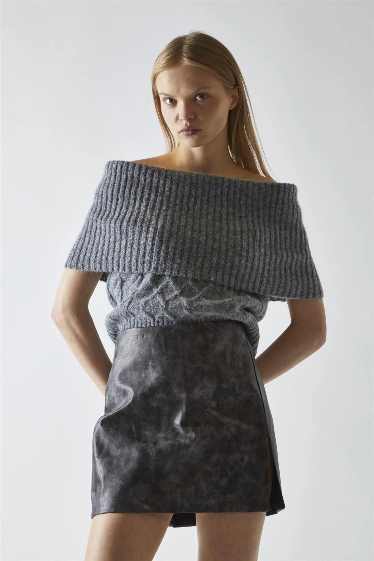 Black-Marble PU Split Mini Skirt