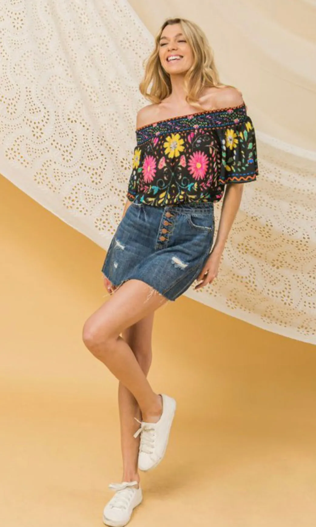 Folklore Top (2 colors)