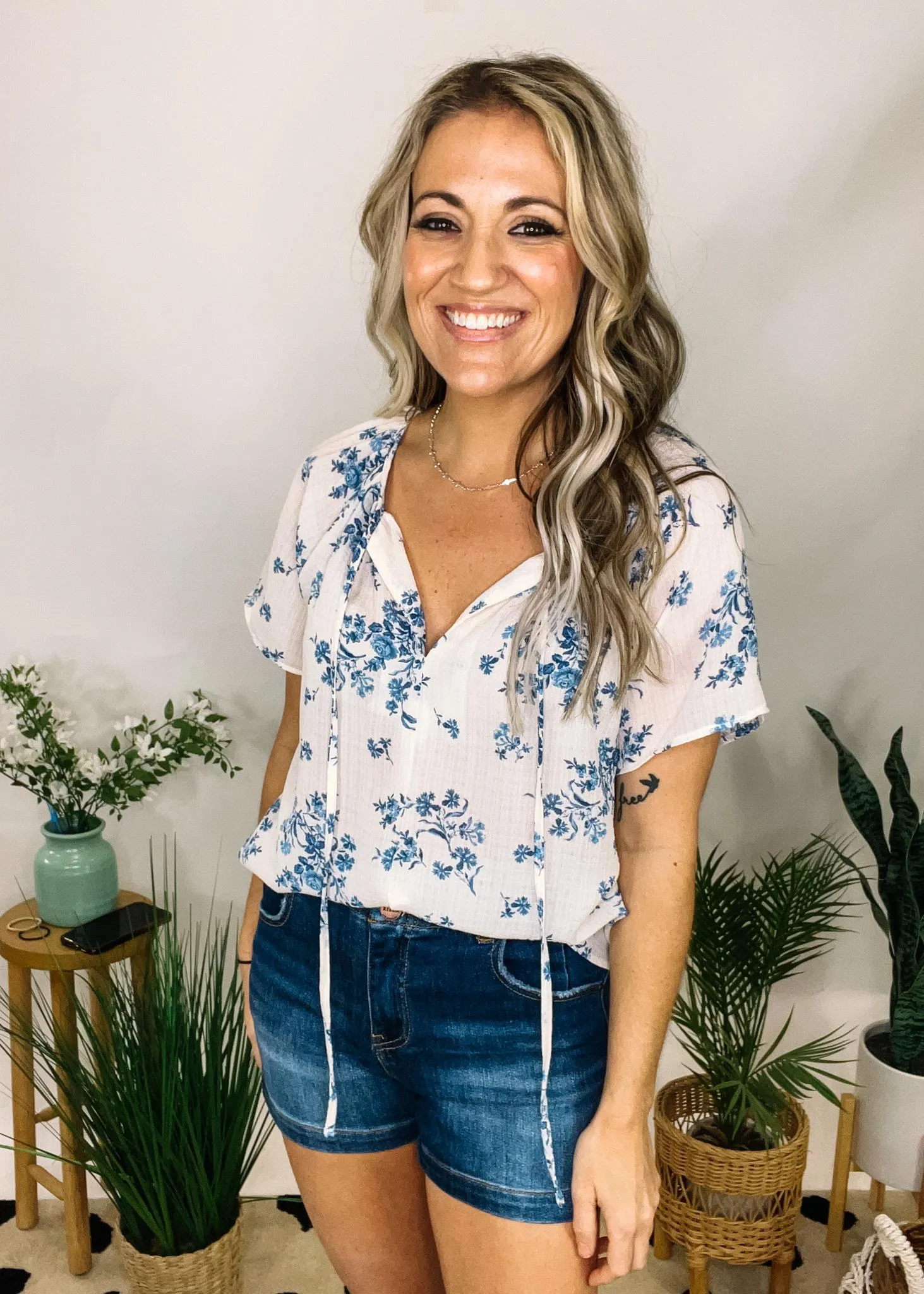Short Sleeve Slit Tie Blue Floral Top